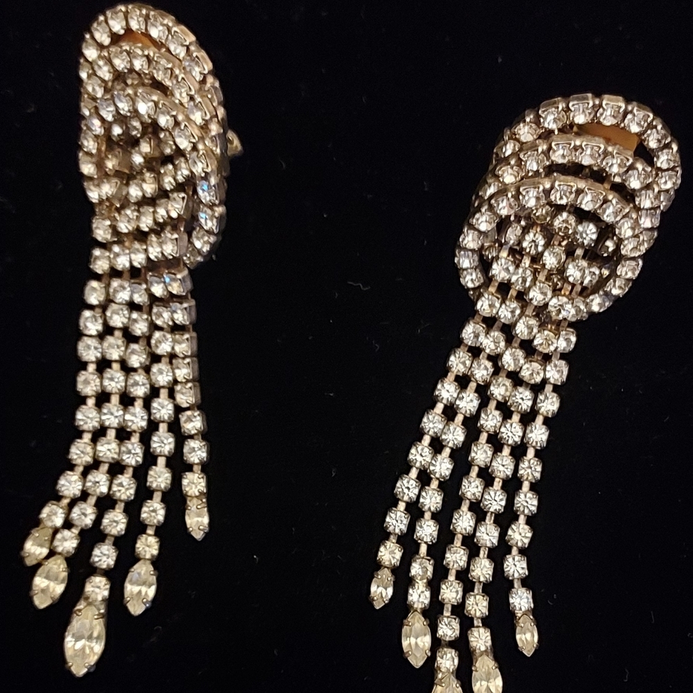 Rhinestone Hanging Clip-on Earrings